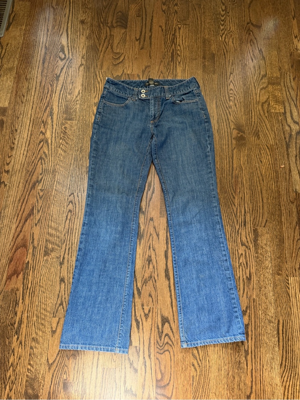 Y2K Banana Republic Women’s Blue Denim Jeans - Classic Straight Leg
